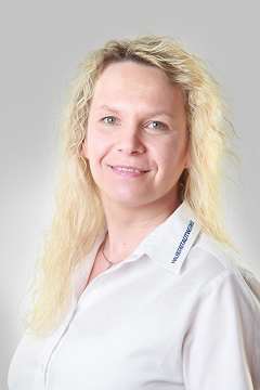 Nicole Barz<br/>