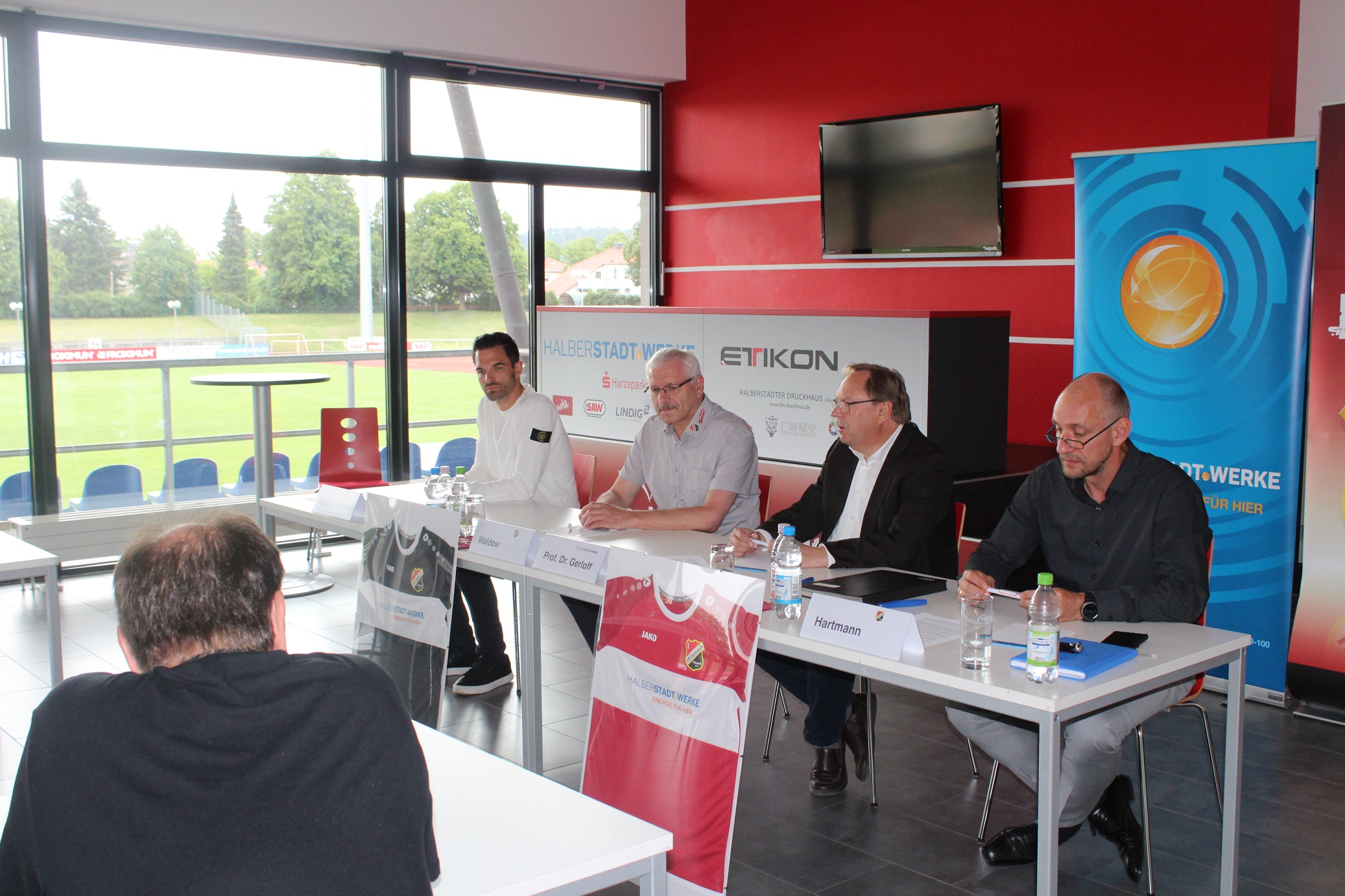 Unterzeichnung Sponsoringvertrag VfB Germania Halberstadt 2021