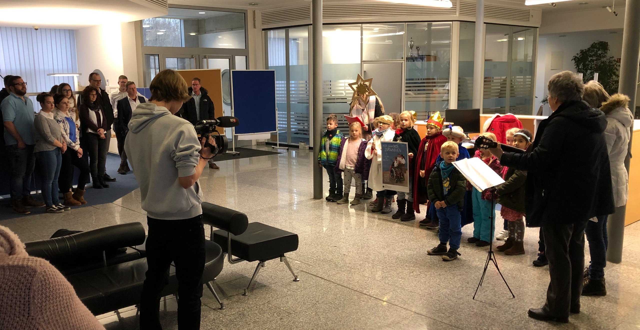 Unternehmenspolitik zur Datierung von Mitarbeitern