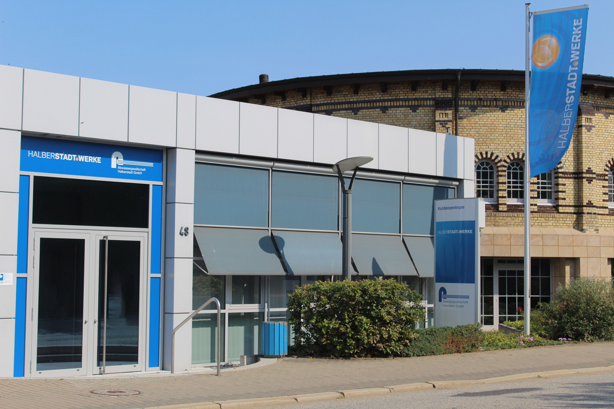 Kundenzentrum von Außen 2